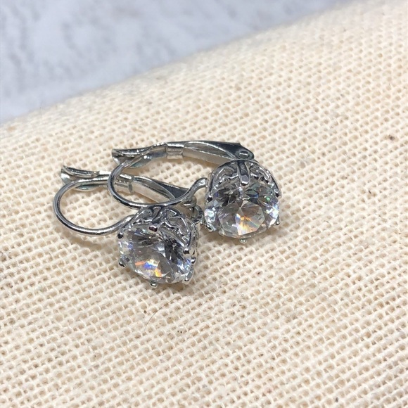 Batya Cz or Crystal dazzling sparkling classy elegant glam silver earrings. - Picture 1 of 6